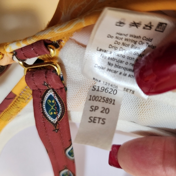 VENUS Floral Yellow Bikini Top Size 34C - Picture 8 of 9